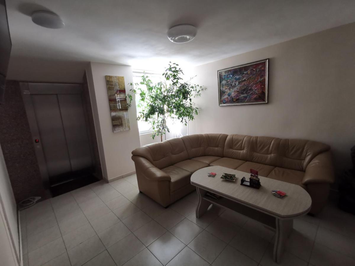 Hostel Penev Stara Zagora Ngoại thất bức ảnh