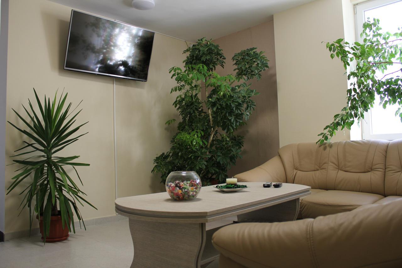 Hostel Penev Stara Zagora Ngoại thất bức ảnh
